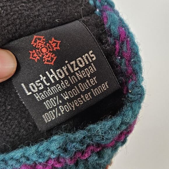 lost horizon Lassen Beanie 100% Wool Floral Embroided - Picture 2 of 3